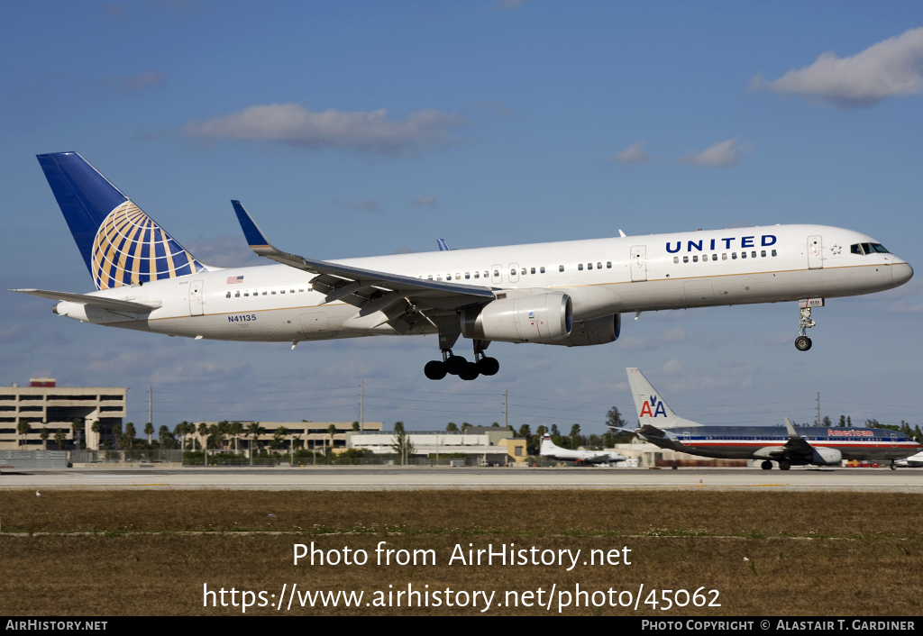 Aircraft Photo of N41135 | Boeing 757-224 | United Airlines | AirHistory.net #45062