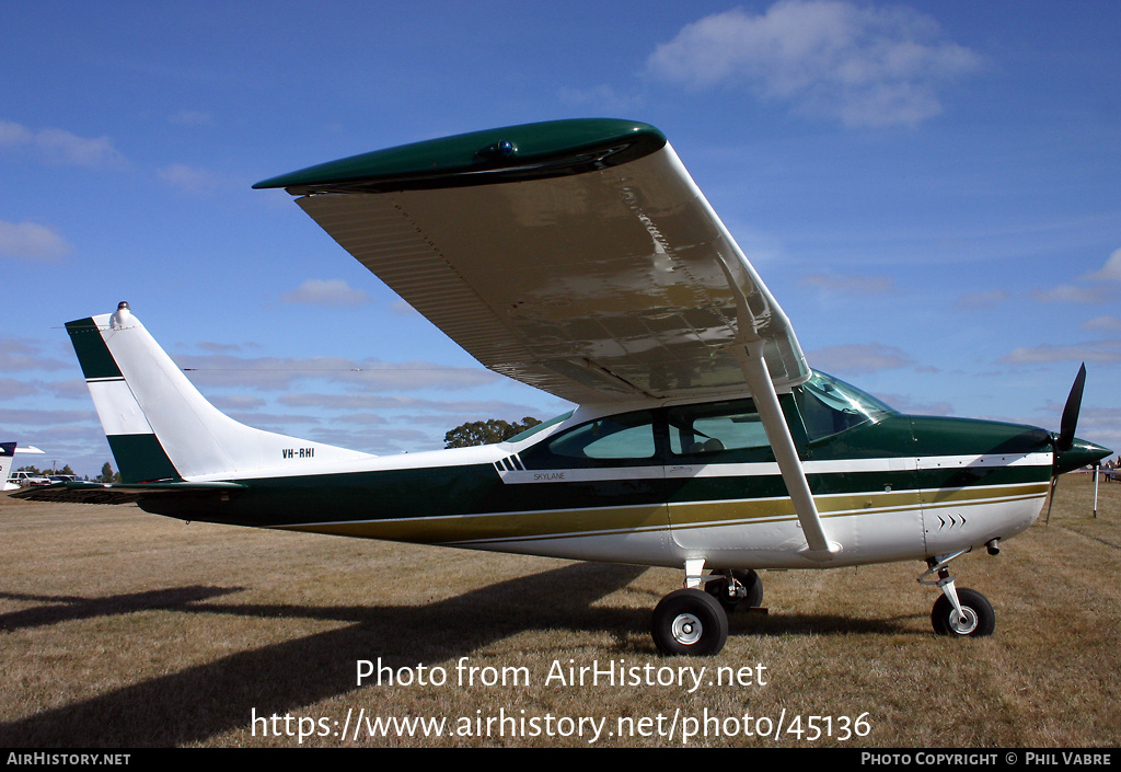 Aircraft Photo of VH-RHI | Cessna 182J Skylane | AirHistory.net #45136