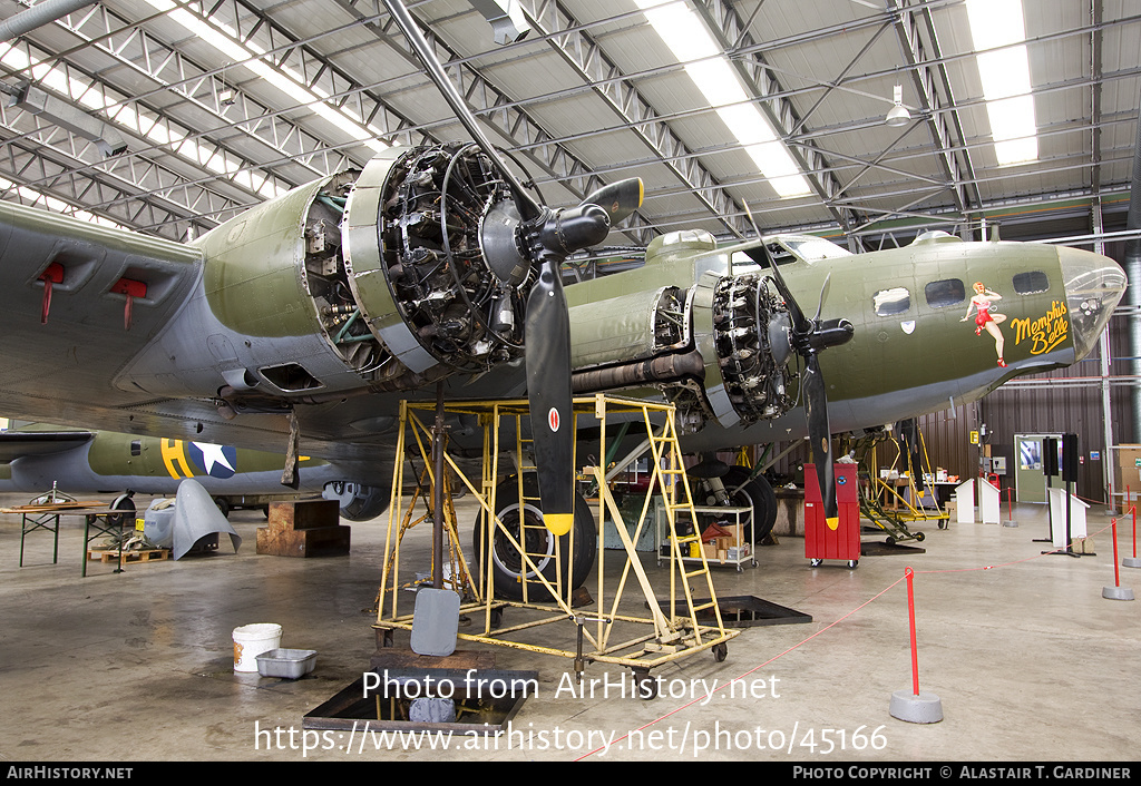 Aircraft Photo of G-BEDF / 124485 | Boeing B-17G Flying Fortress | USA - Air Force | AirHistory.net #45166