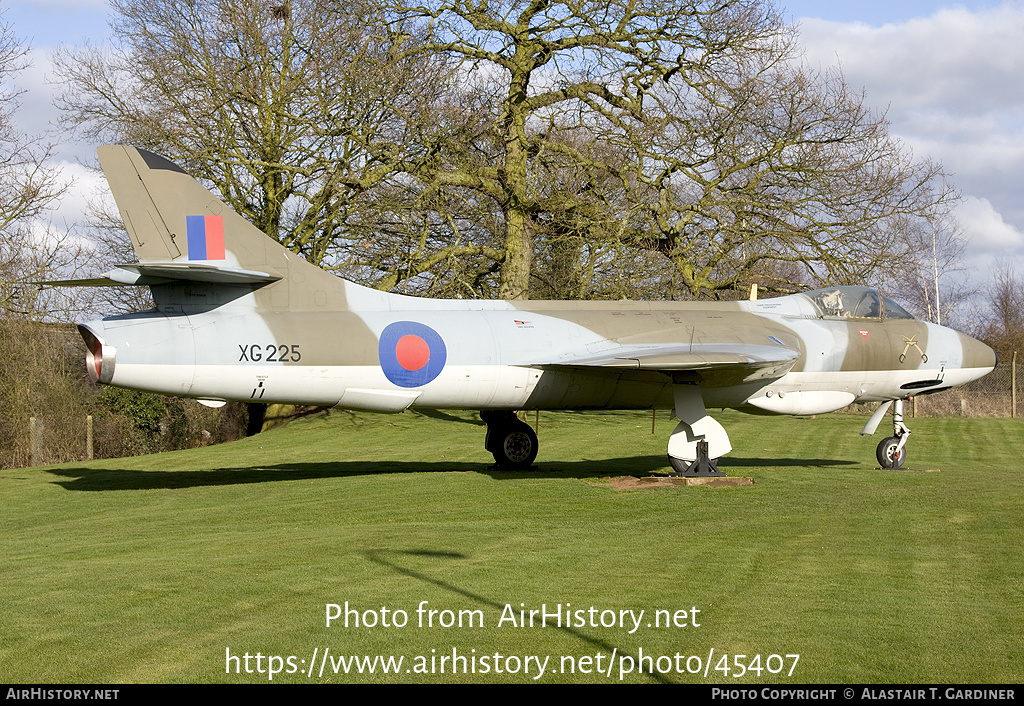 Aircraft Photo of XG225 | Hawker Hunter F6A | UK - Air Force | AirHistory.net #45407