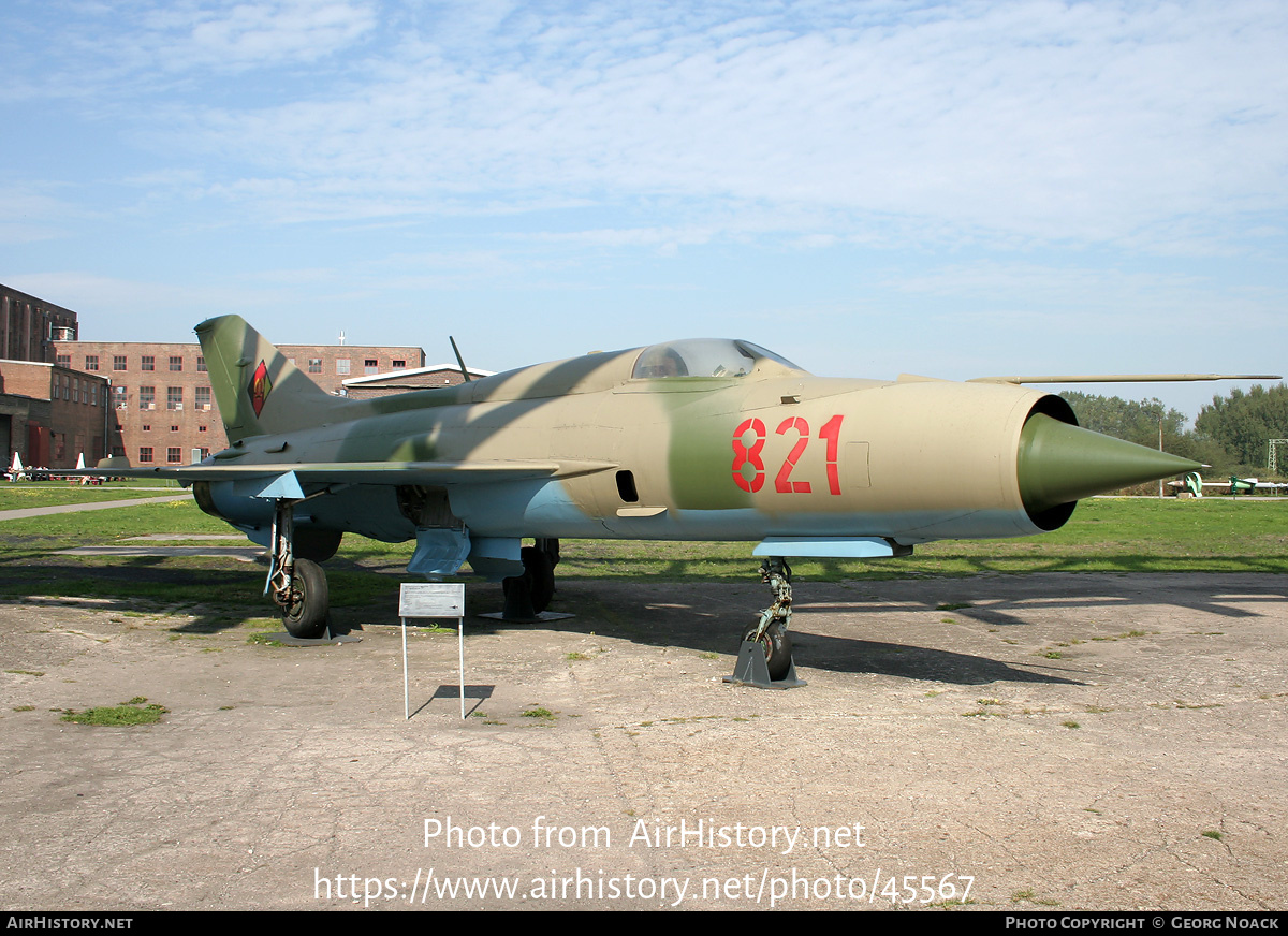 Aircraft Photo of 821 | Mikoyan-Gurevich MiG-21PF | East Germany - Air Force | AirHistory.net #45567