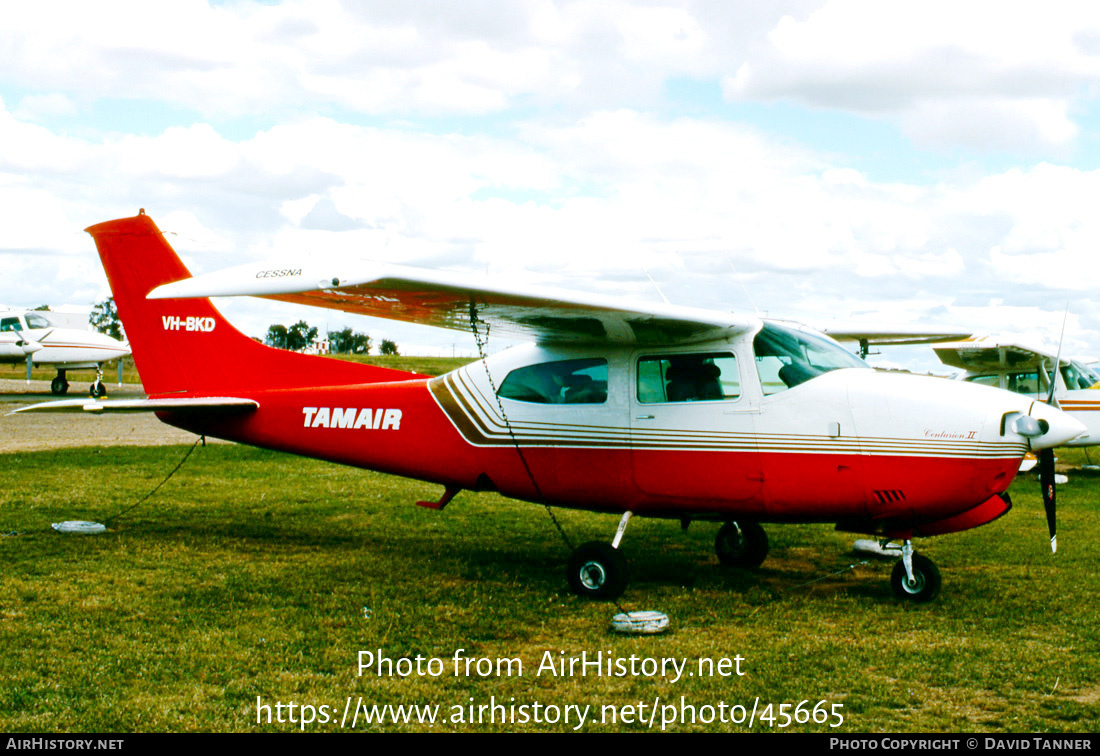 Aircraft Photo of VH-BKD | Cessna 210N Centurion | Tamair | AirHistory.net #45665