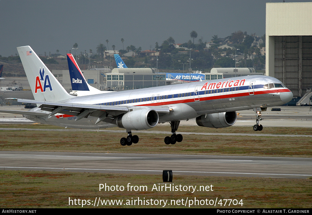 Aircraft Photo of N627AA | Boeing 757-223 | American Airlines | AirHistory.net #47704