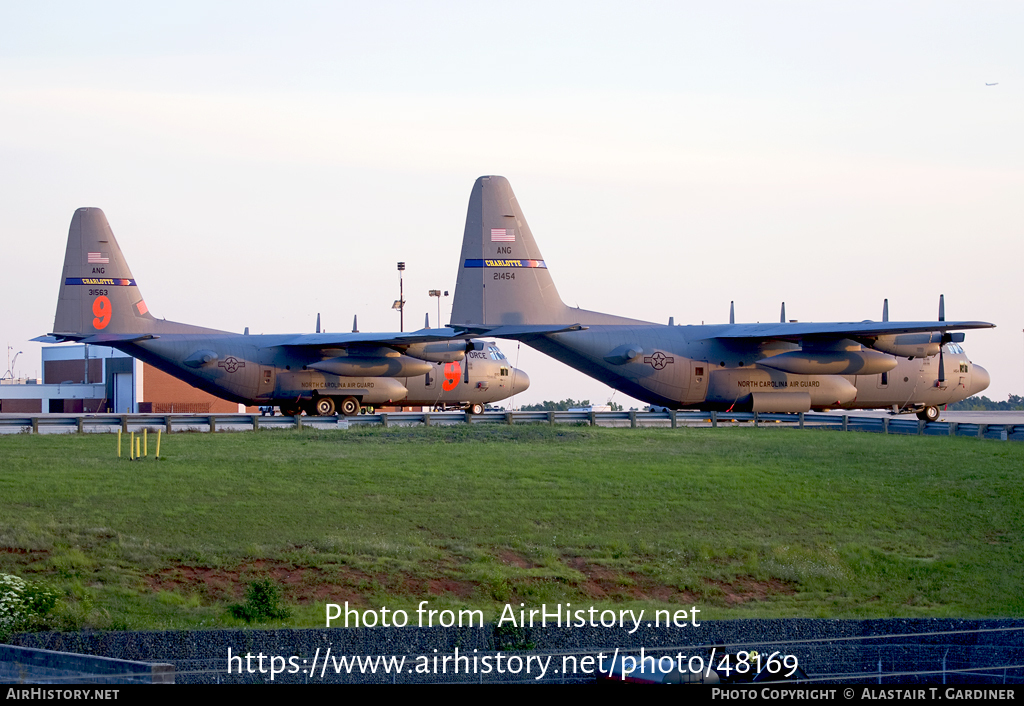 Aircraft Photo of 92-1454 / 21454 | Lockheed C-130H Hercules | USA - Air Force | AirHistory.net #48169