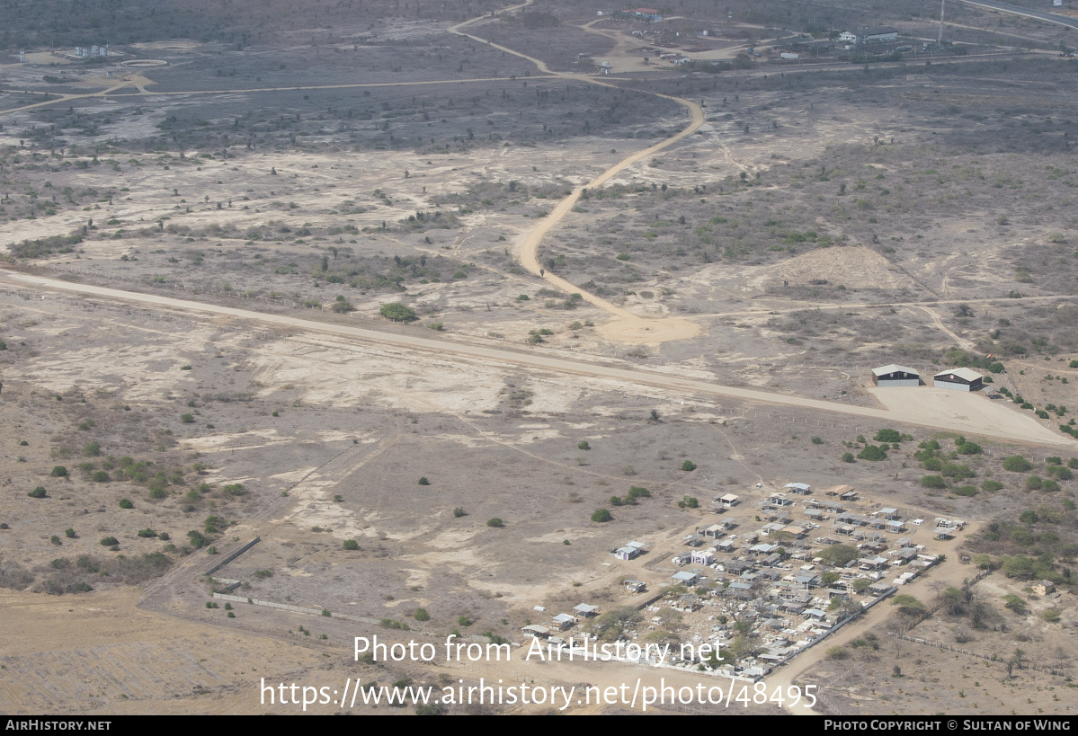 Airport photo of Mar Abierto (SEAB) in Ecuador | AirHistory.net #48495