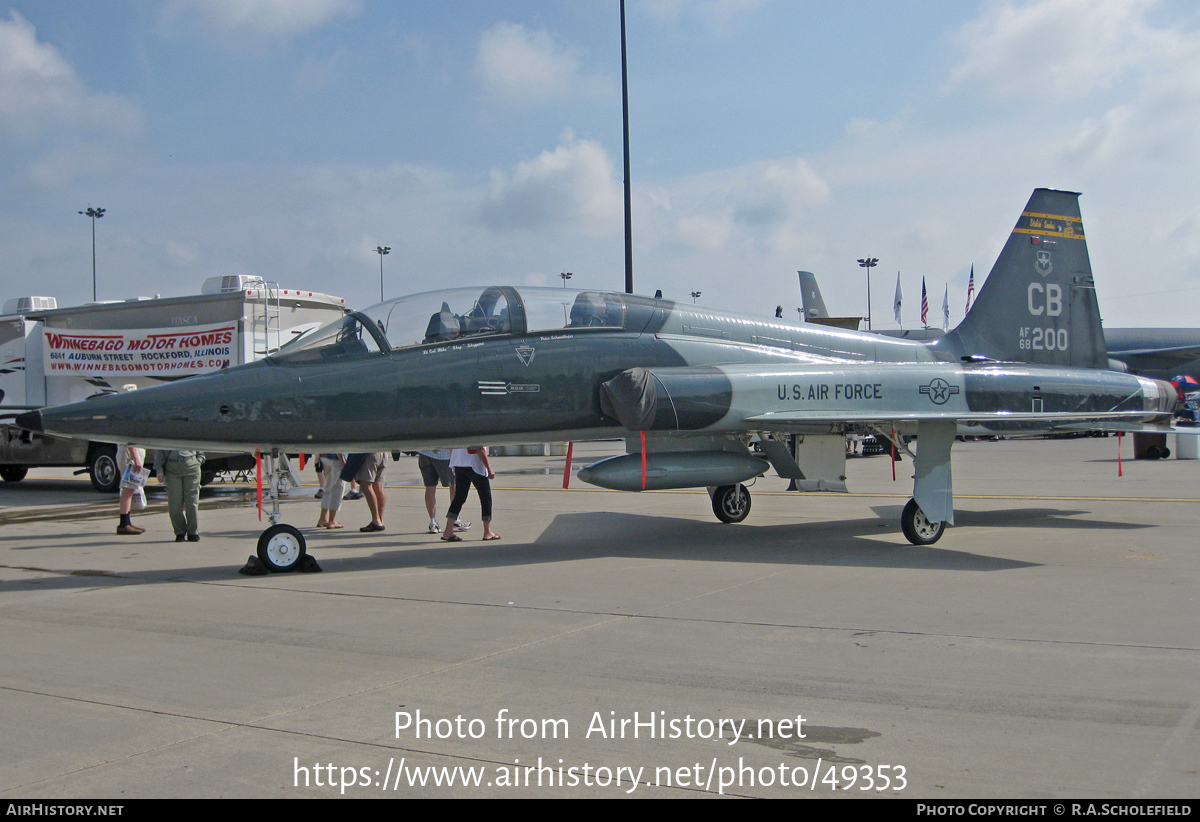 Aircraft Photo of 68-8200 / AF68-200 | Northrop T-38C Talon | USA - Air Force | AirHistory.net #49353