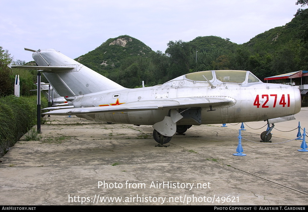 Aircraft Photo of 42741 | Mikoyan-Gurevich MiG-15UTI | China - Air Force | AirHistory.net #49621