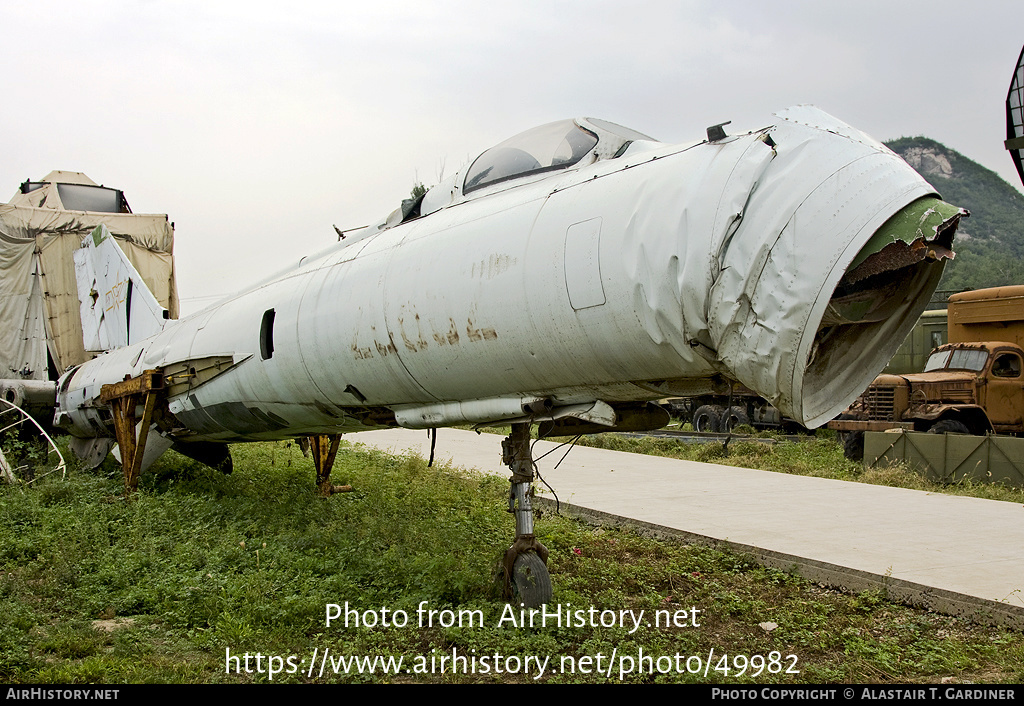 Aircraft Photo of 20852 | Shenyang J-8I | China - Air Force | AirHistory.net #49982