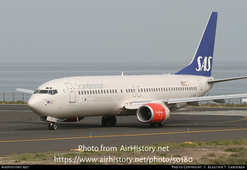 Aircraft Photo of LN-RRW | Boeing 737-883 | Scandinavian Airlines - SAS | AirHistory.net #50180