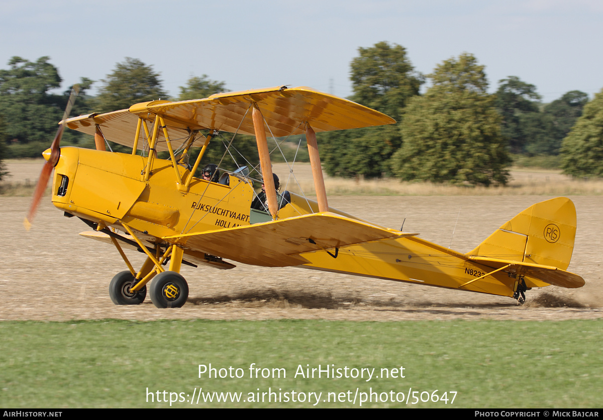 Aircraft Photo of N8233 | De Havilland D.H. 82A Tiger Moth II | Rijksluchtvaartschool - RLS | AirHistory.net #50647