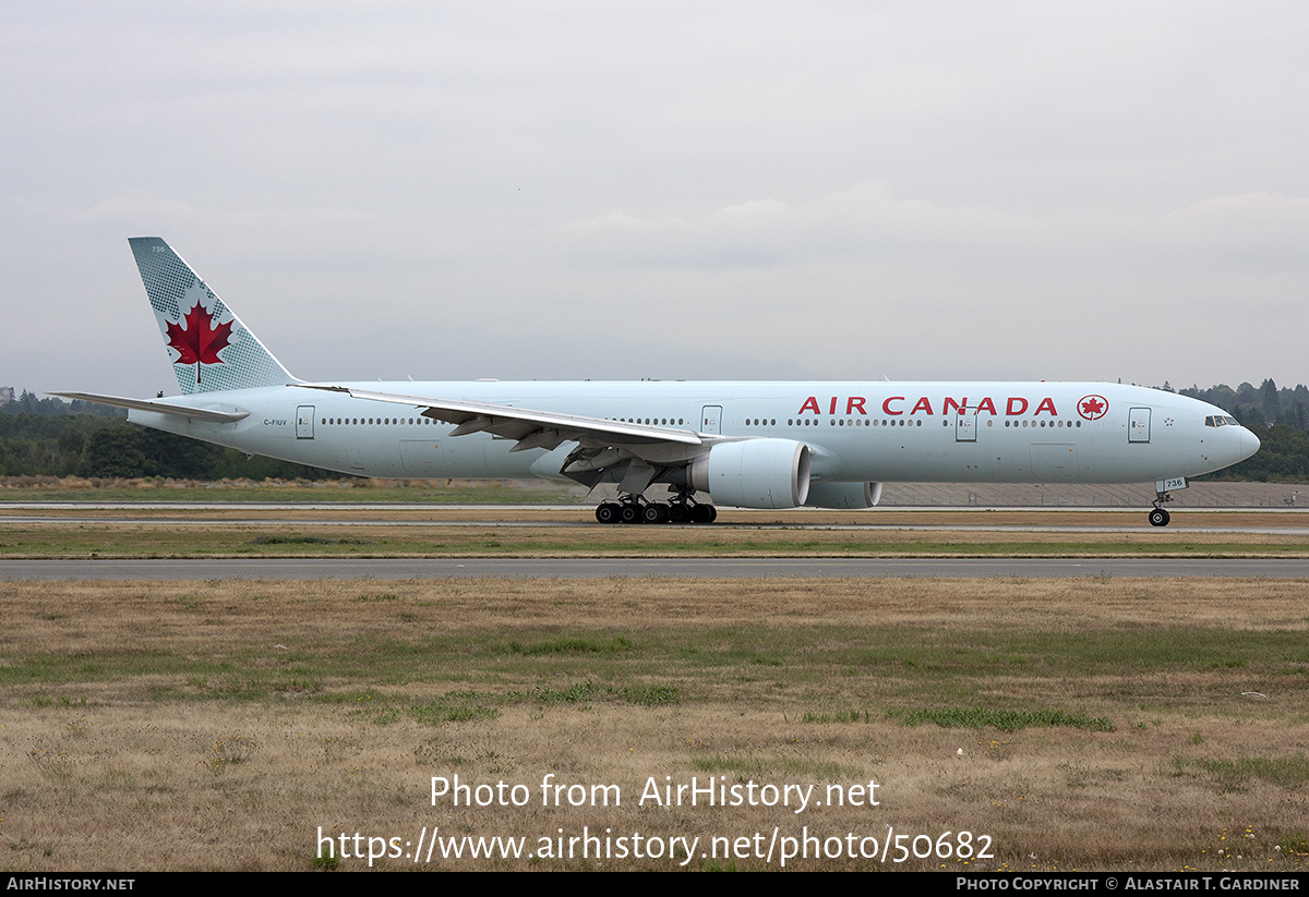 Aircraft Photo of C-FIUV | Boeing 777-333/ER | Air Canada | AirHistory.net #50682