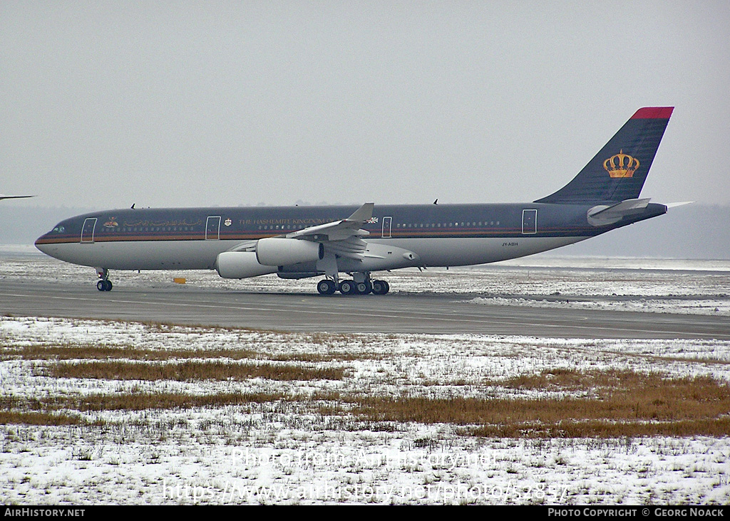 Aircraft Photo of JY-ABH | Airbus A340-211 | Hashemite Kingdom of Jordan | AirHistory.net #52857