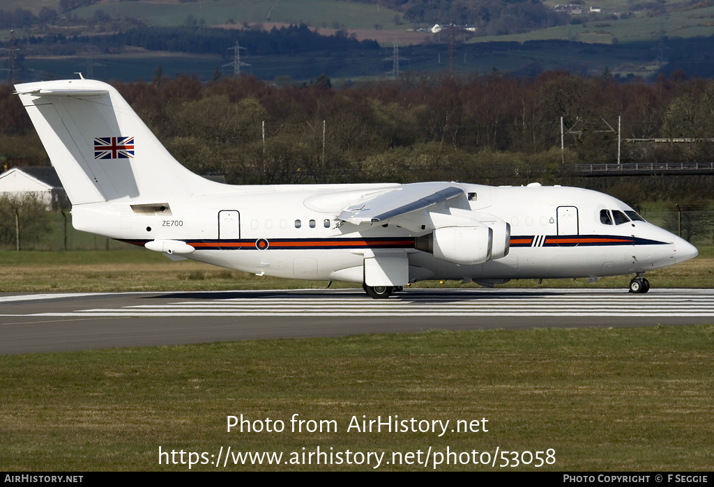 Aircraft Photo of ZE700 | British Aerospace BAe-146 CC.2 | UK - Air Force | AirHistory.net #53058