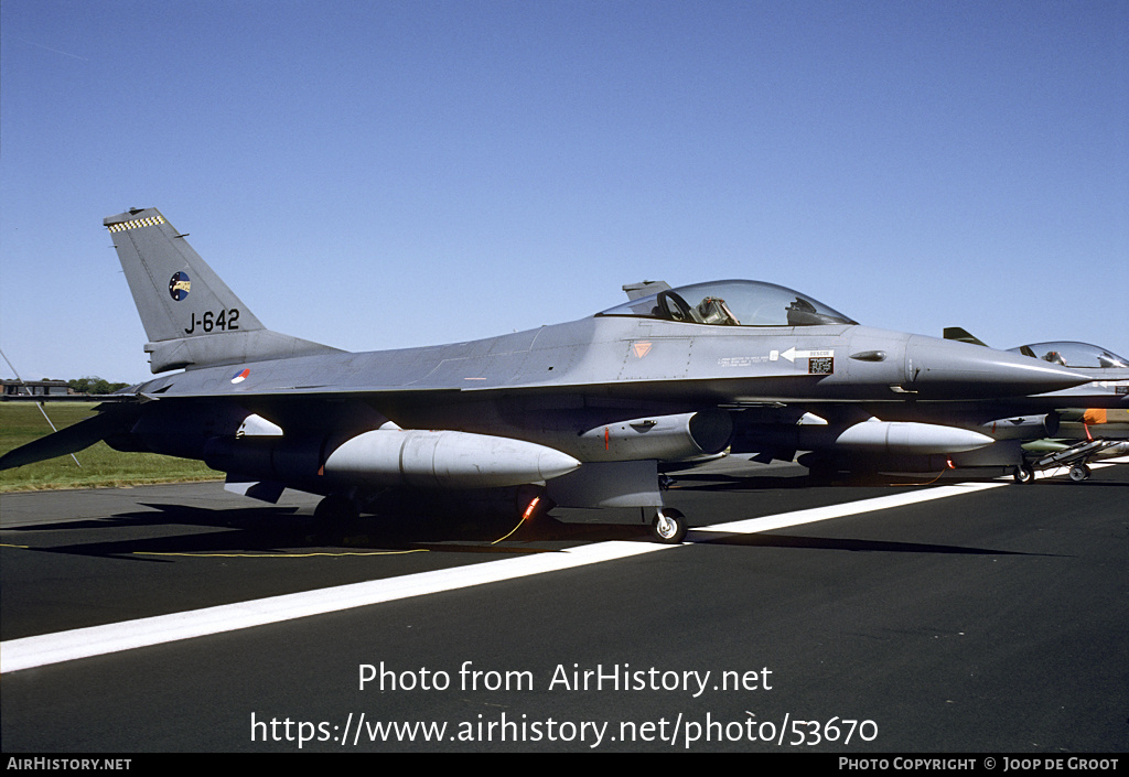 Aircraft Photo of J-642 | General Dynamics F-16A(R) Fighting Falcon | Netherlands - Air Force | AirHistory.net #53670