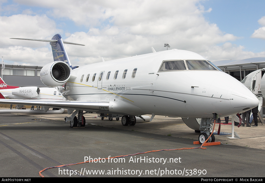 Aircraft Photo of N605CC | Bombardier Challenger 605 (CL-600-2B16) | Bombardier | AirHistory.net #53890