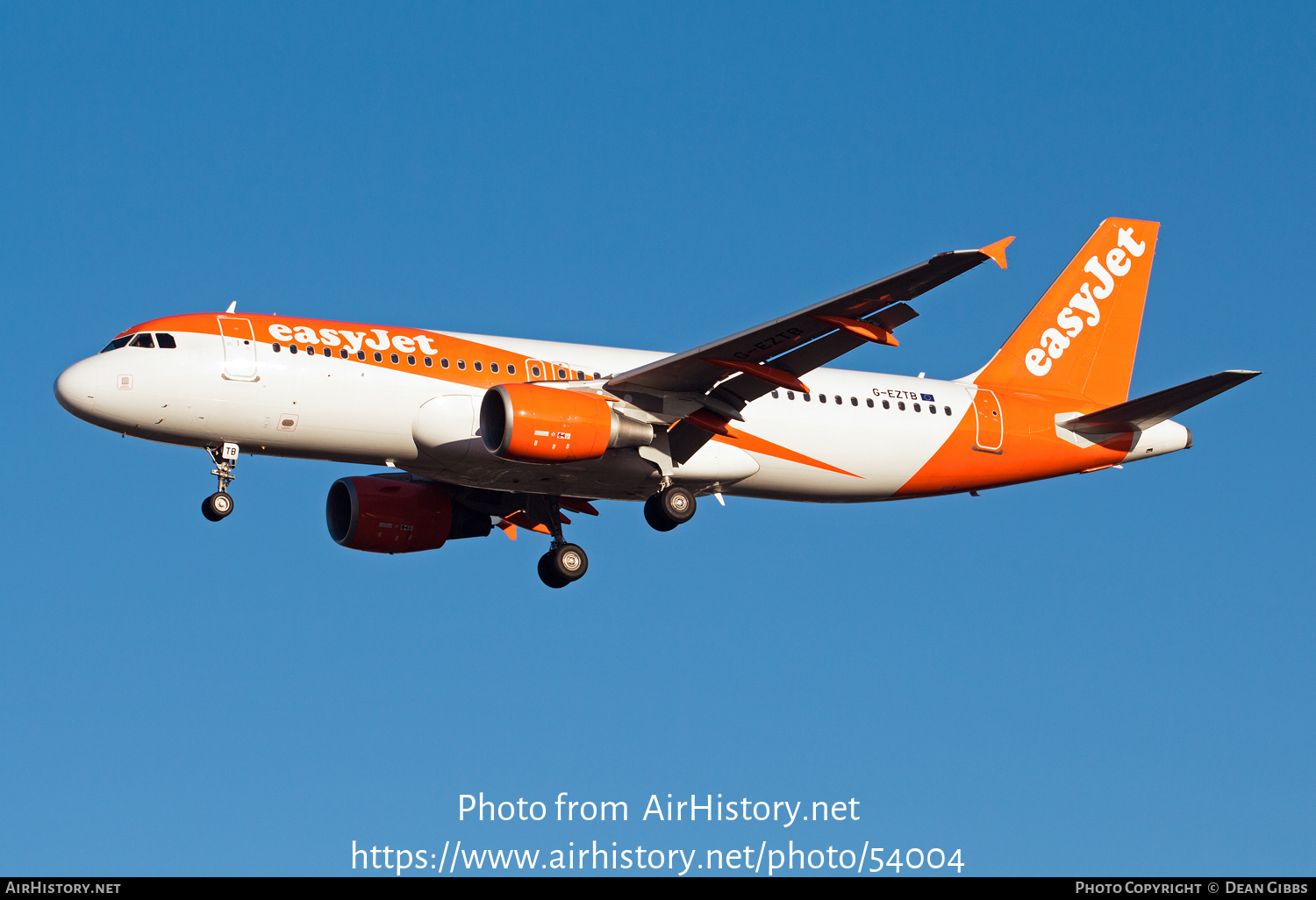 Aircraft Photo of G-EZTB | Airbus A320-214 | EasyJet | AirHistory.net #54004