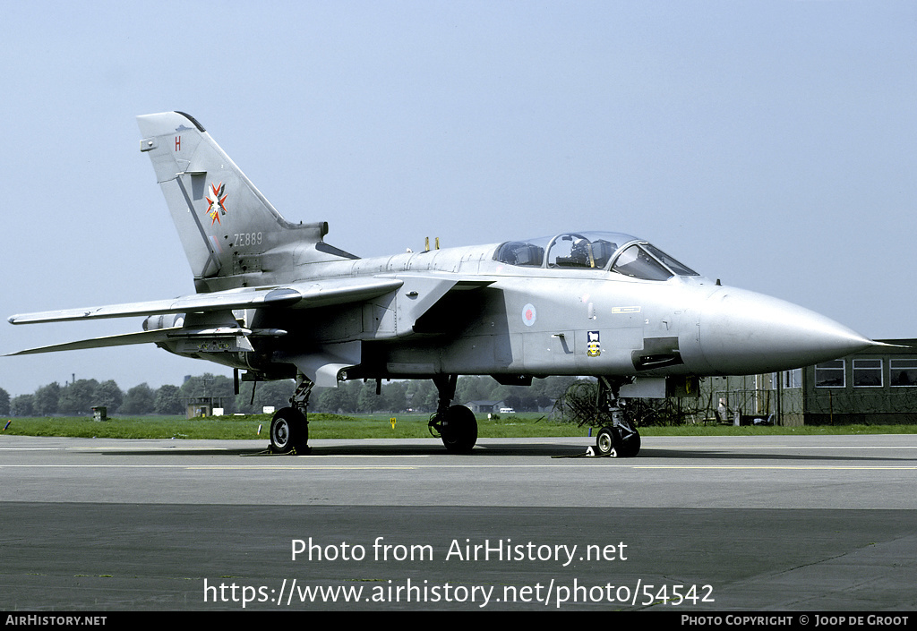 Aircraft Photo of ZE889 | Panavia Tornado F3 | UK - Air Force | AirHistory.net #54542