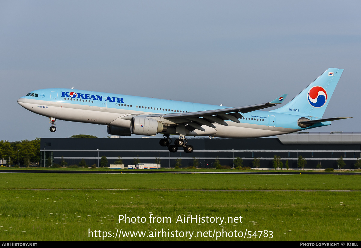 Aircraft Photo of HL7552 | Airbus A330-223 | Korean Air | AirHistory.net #54783