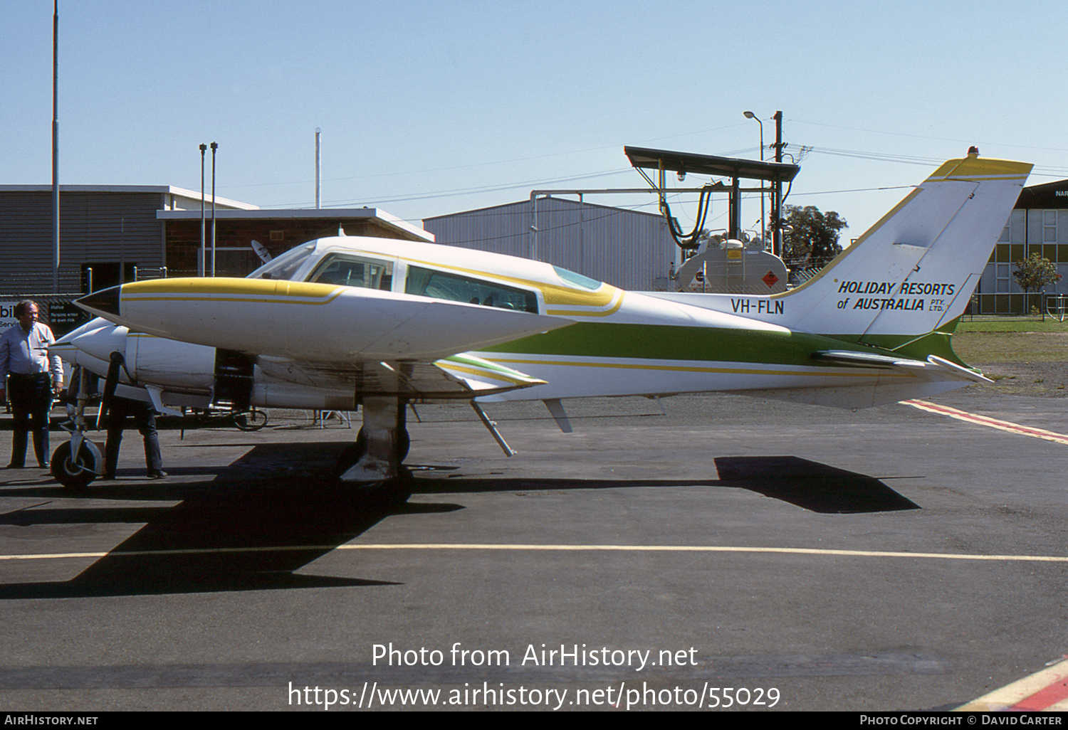 Aircraft Photo of VH-FLN | Cessna 310Q | Holiday Resorts of Australia | AirHistory.net #55029