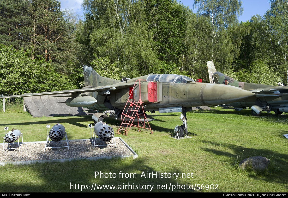 Aircraft Photo of 2062 | Mikoyan-Gurevich MiG-23UB | Germany - Air Force | AirHistory.net #56902