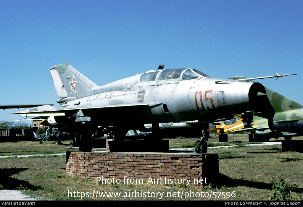 Aircraft Photo of 05 | Mikoyan-Gurevich MiG-21US | Bulgaria - Air Force | AirHistory.net #57596