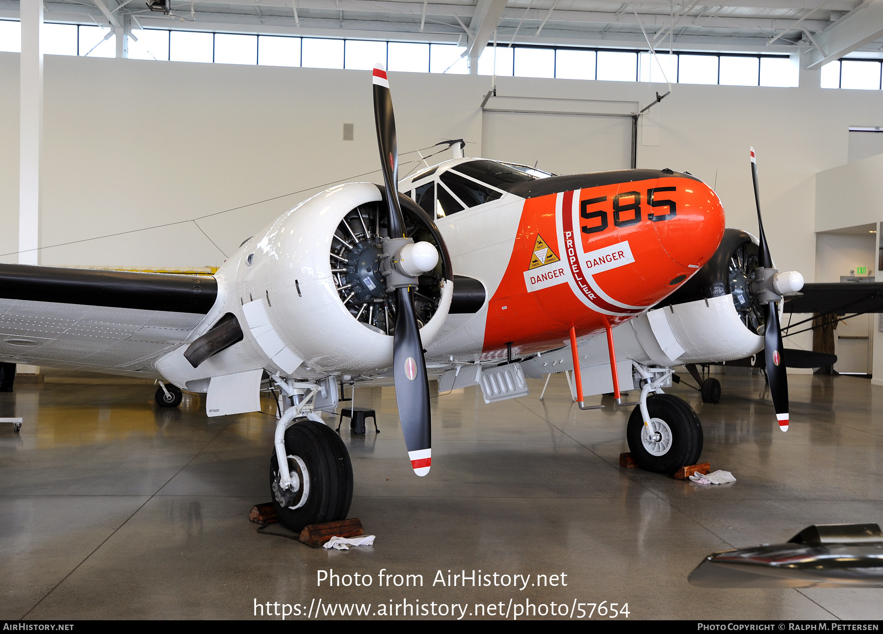 Aircraft Photo of N585PB / 29585 | Beech RC-45J Expeditor | USA - Navy | AirHistory.net #57654