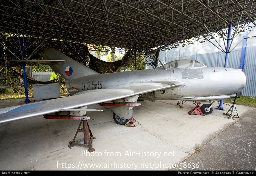 Aircraft Photo of 3255 | Aero S-103 (MiG-15bisSB) | Czechoslovakia - Air Force | AirHistory.net #58636