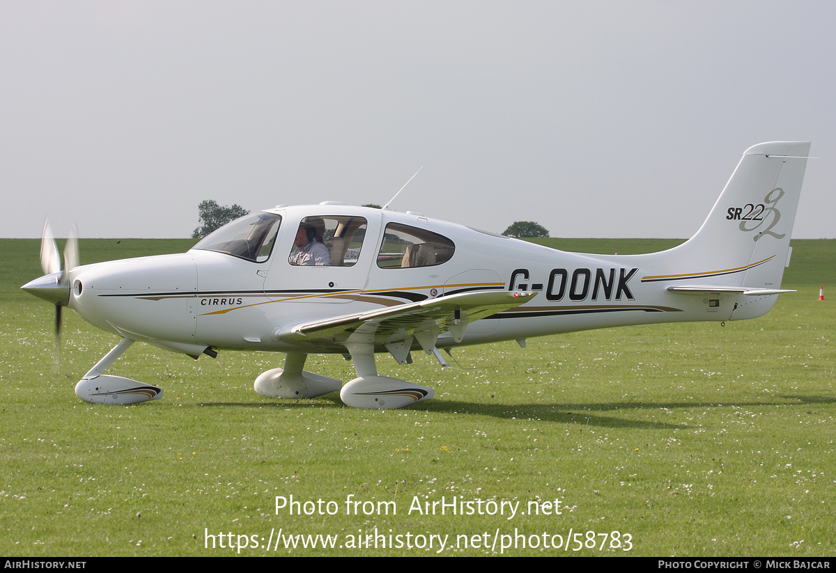 Aircraft Photo of G-OONK | Cirrus SR-22 G2 | AirHistory.net #58783