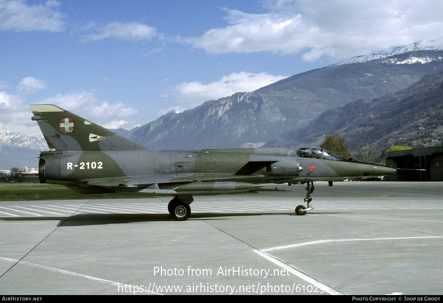 Aircraft Photo of R-2102 | Dassault Mirage IIIRS | Switzerland - Air Force | AirHistory.net #61029