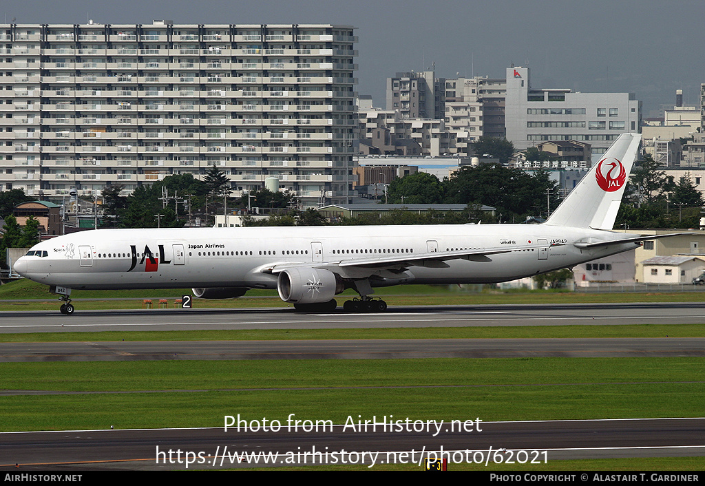 Aircraft Photo of JA8942 | Boeing 777-346 | Japan Airlines - JAL | AirHistory.net #62021