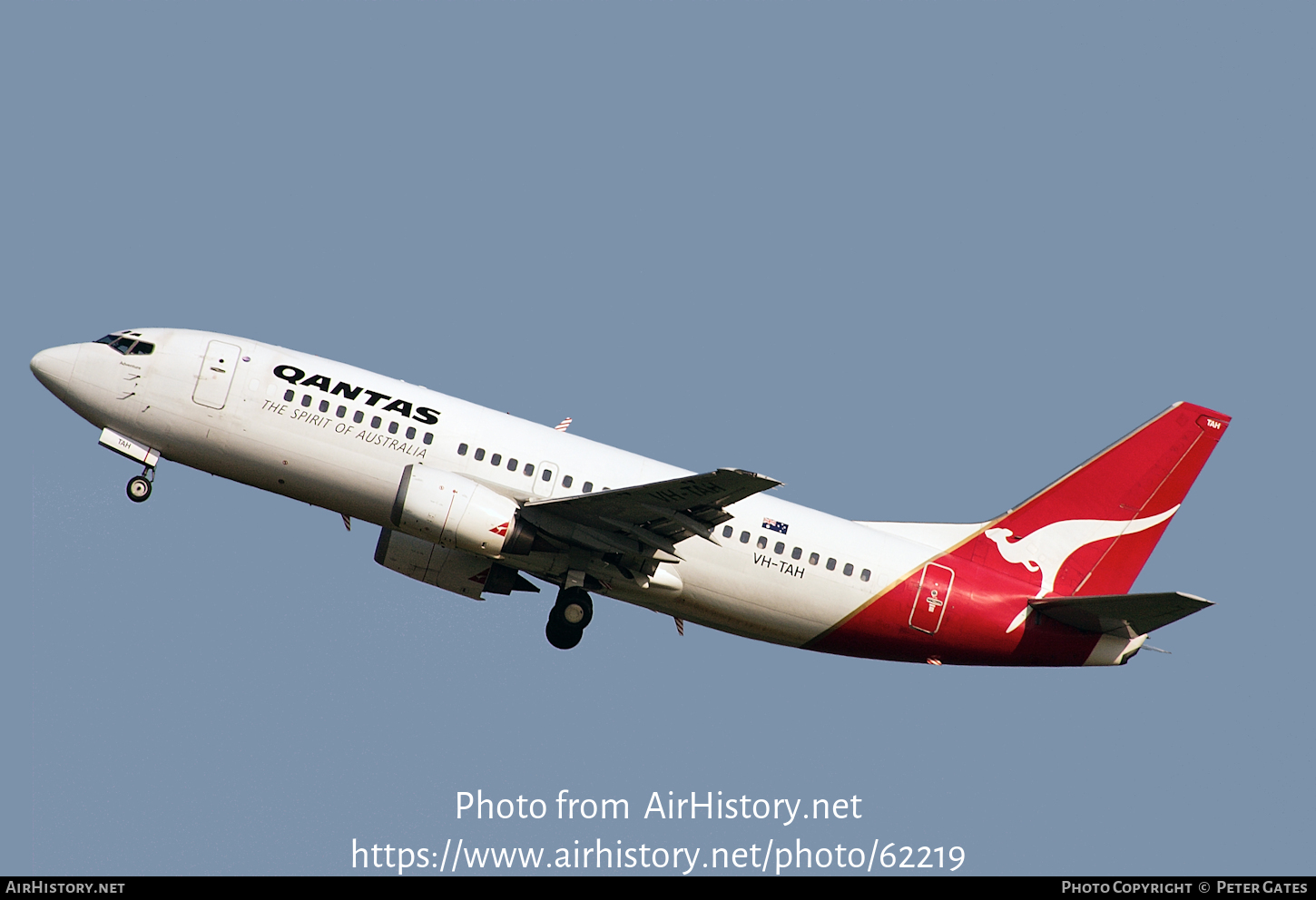 Aircraft Photo of VH-TAH | Boeing 737-376 | Qantas | AirHistory.net #62219