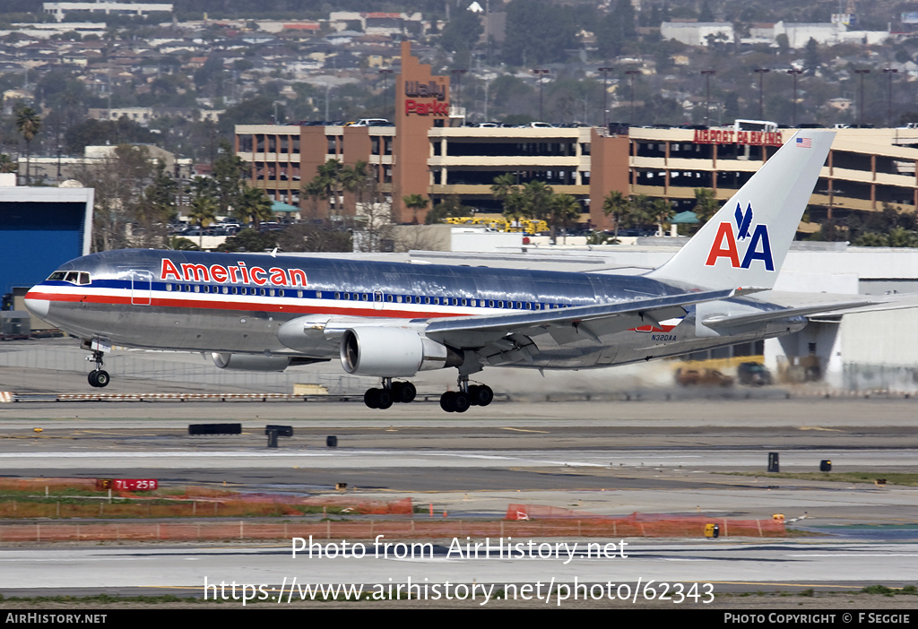 Aircraft Photo of N320AA | Boeing 767-223/ER | American Airlines | AirHistory.net #62343