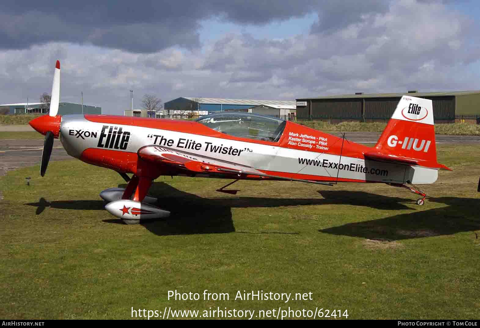 Aircraft Photo of G-IIUI | Extra EA-300S | AirHistory.net #62414