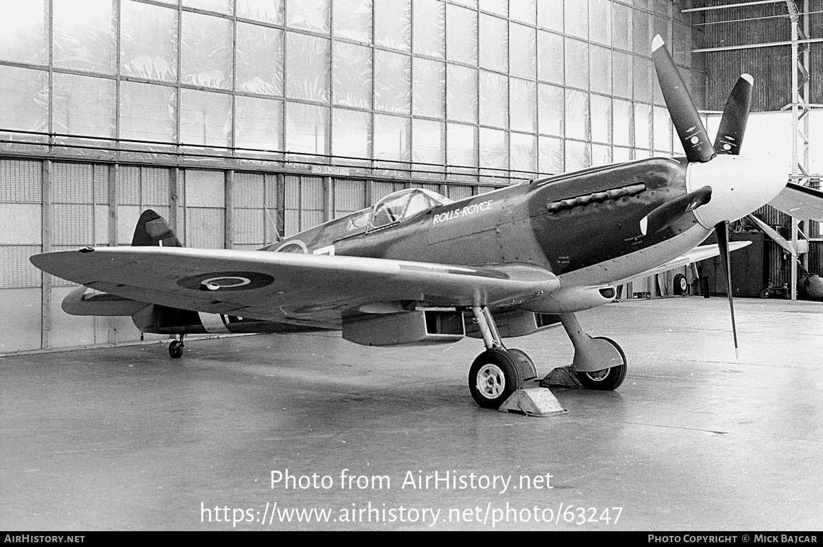 Aircraft Photo of G-ALGT / RM689 | Supermarine 379 Spitfire F14C | Rolls-Royce | UK - Air Force | AirHistory.net #63247