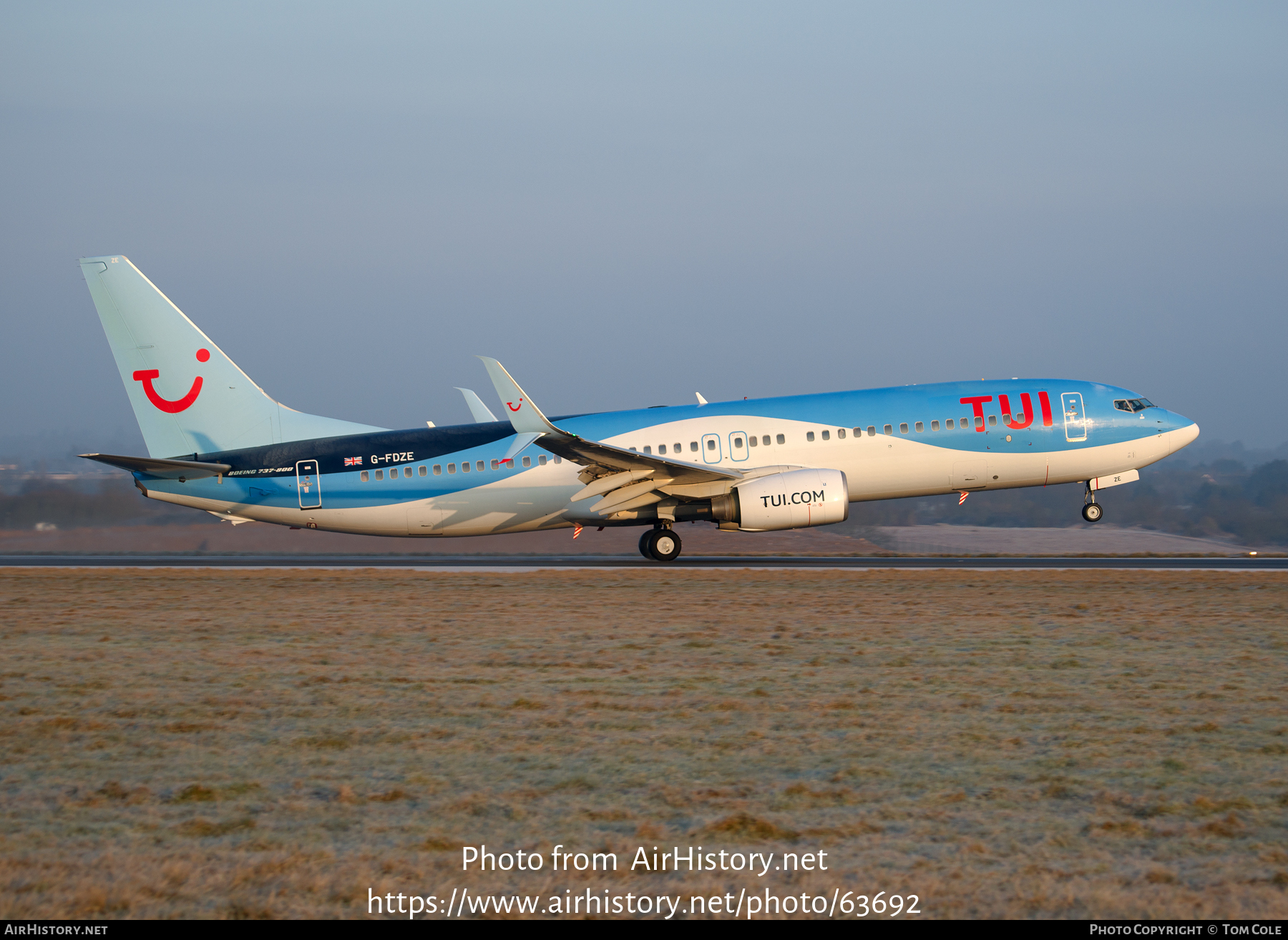 Aircraft Photo of G-FDZE | Boeing 737-8K5 | TUI | AirHistory.net #63692