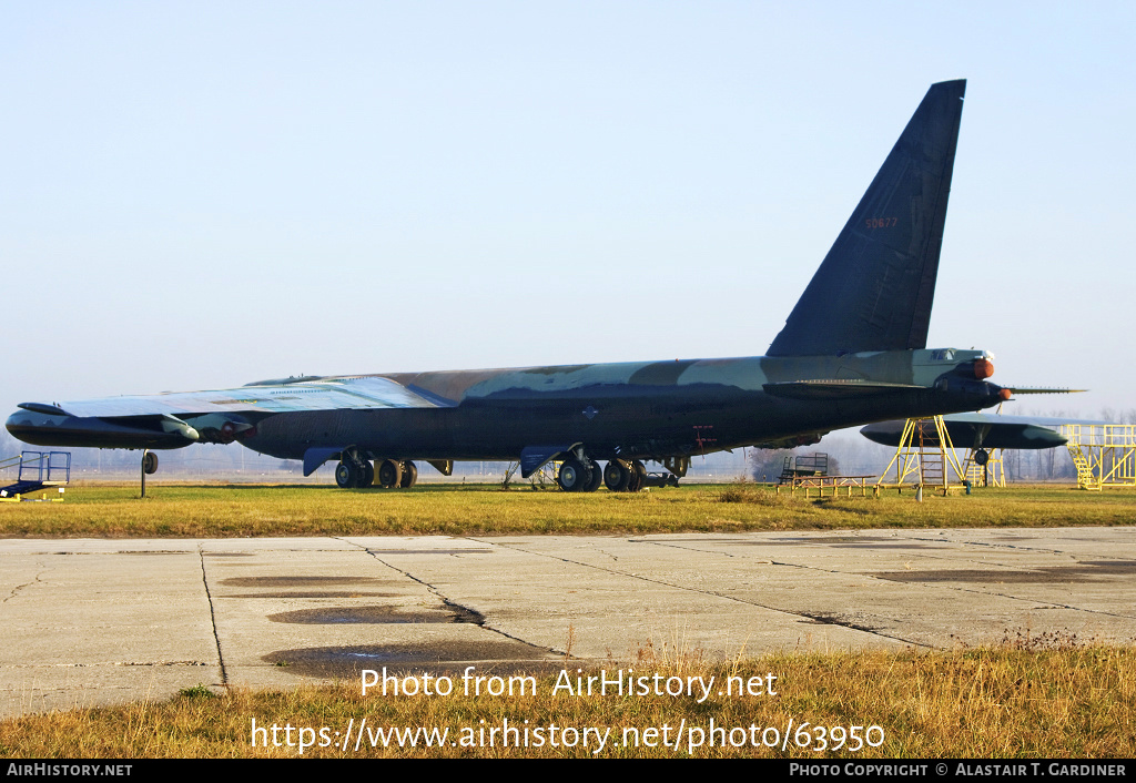 Aircraft Photo Of 55-677 / 50677 | Boeing B-52D Stratofortress | USA ...