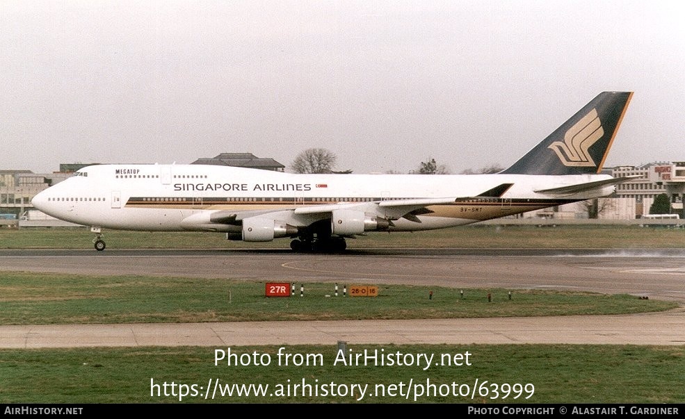 Aircraft Photo of 9V-SMT | Boeing 747-412 | Singapore Airlines | AirHistory.net #63999