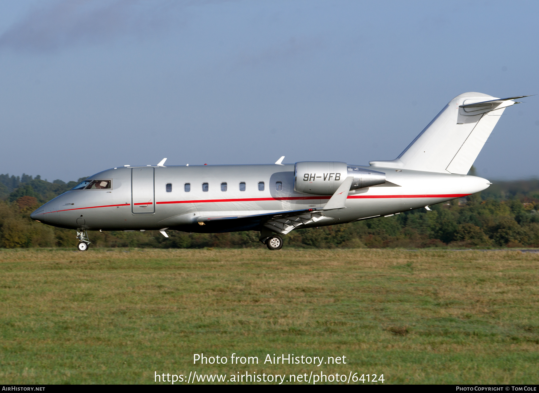 Aircraft Photo of 9H-VFB | Bombardier Challenger 605 (CL-600-2B16) | VistaJet | AirHistory.net #64124