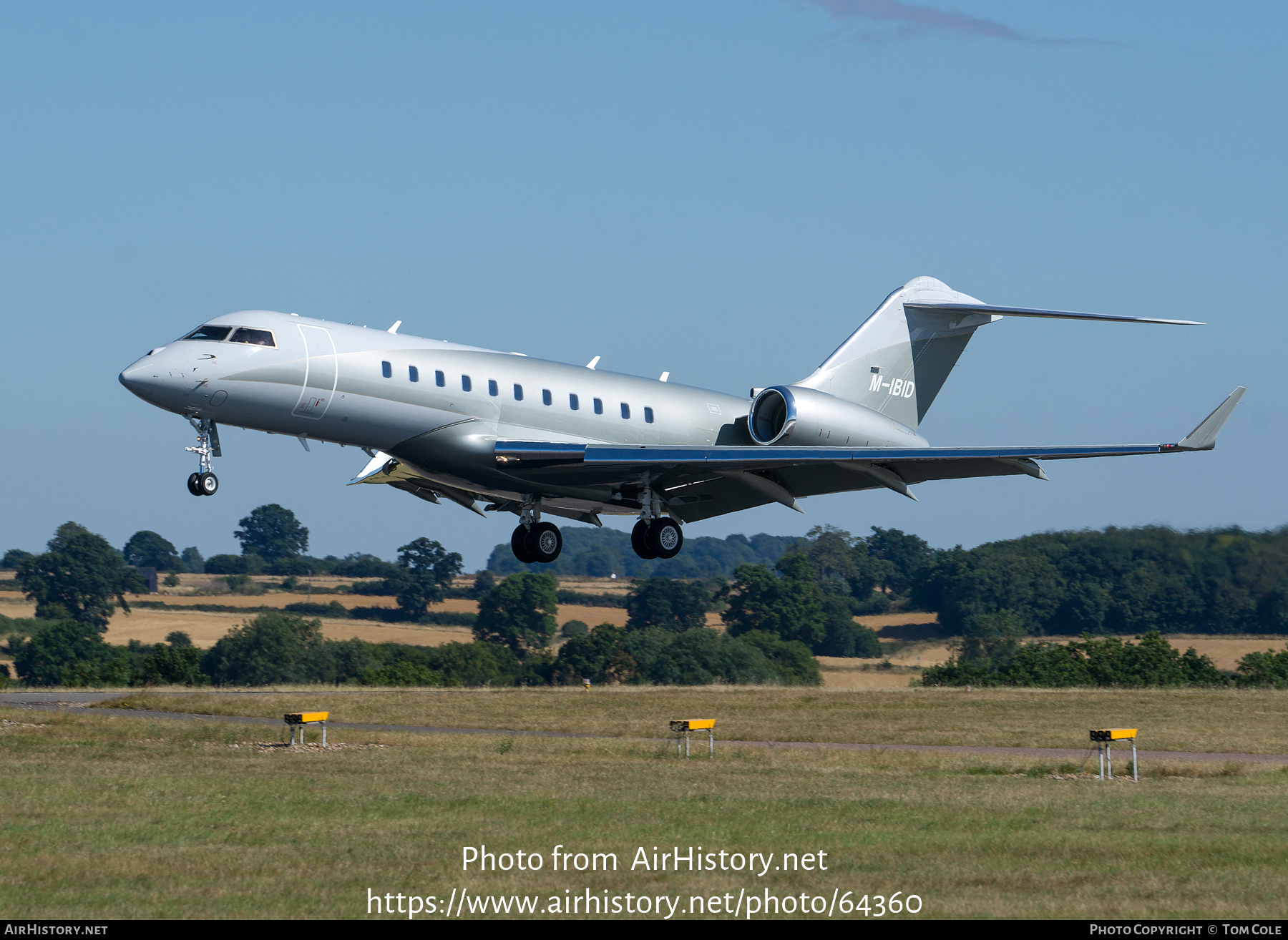 Aircraft Photo of M-IBID | Bombardier Global 5000 (BD-700-1A11) | AirHistory.net #64360