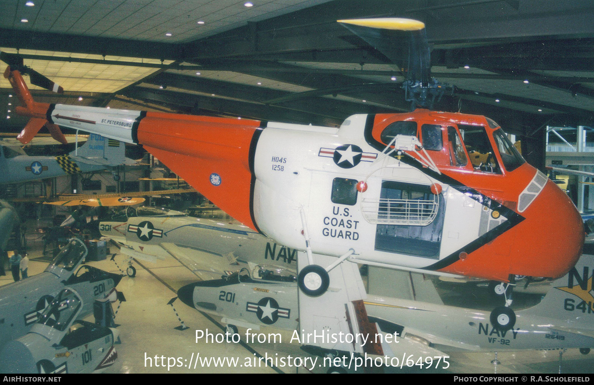 Aircraft Photo of 1258 | Sikorsky HH-19G (S-55B) | USA - Coast Guard | AirHistory.net #64975