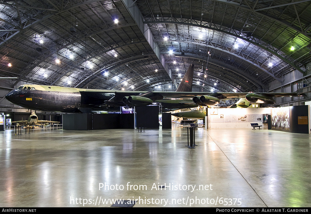 Aircraft Photo of 56-665 / 60665 | Boeing B-52D Stratofortress | USA - Air Force | AirHistory.net #65375