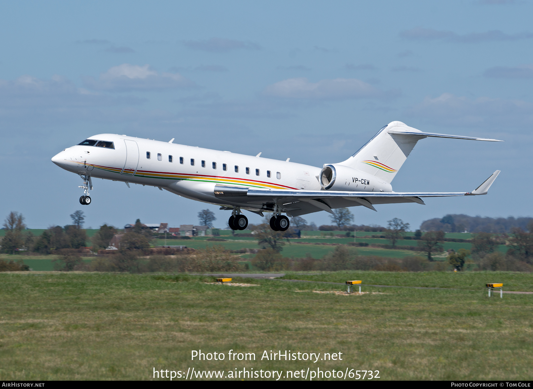 Aircraft Photo of VP-CEW | Bombardier Global 6000 (BD-700-1A10) | AirHistory.net #65732