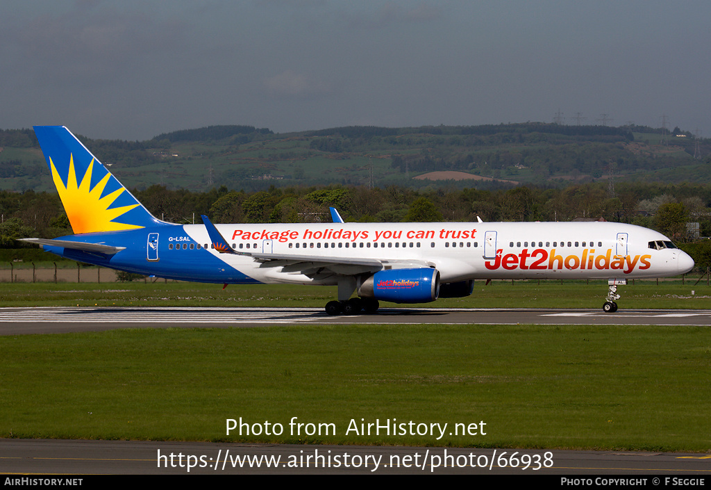 Aircraft Photo of G-LSAL | Boeing 757-204 | Jet2 Holidays | AirHistory.net #66938