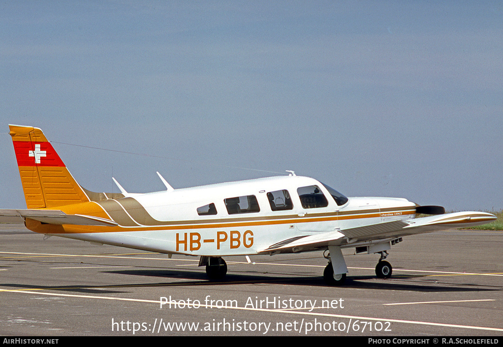 Aircraft Photo of HB-PBG | Piper PA-32R-300 Cherokee Lance | AirHistory.net #67102