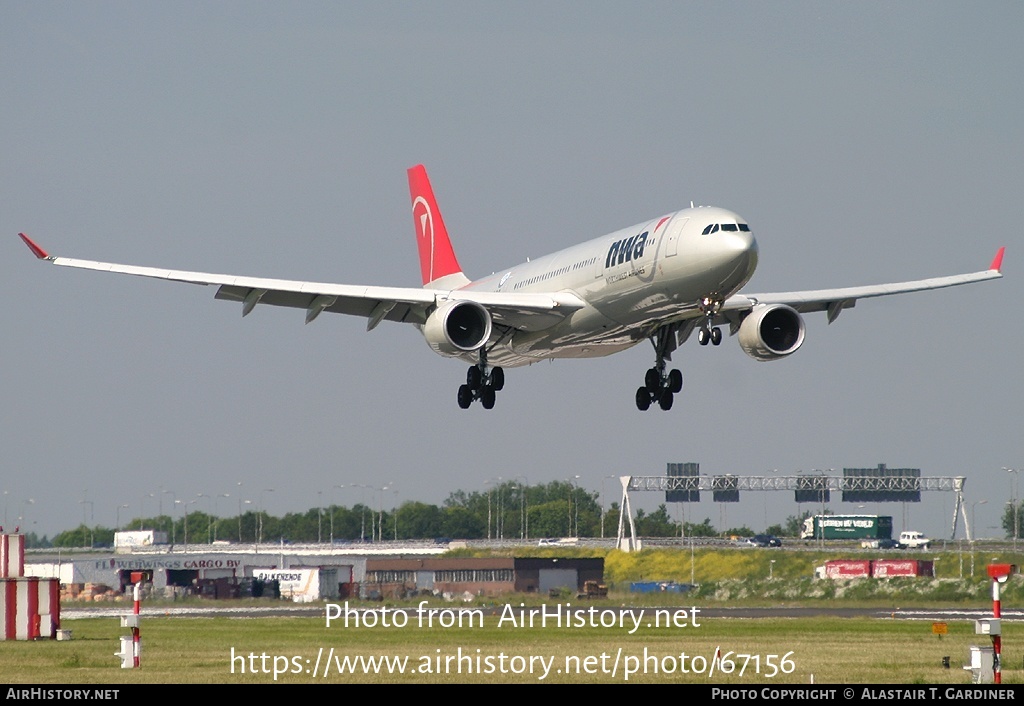 Aircraft Photo of N808NW | Airbus A330-323 | Northwest Airlines | AirHistory.net #67156