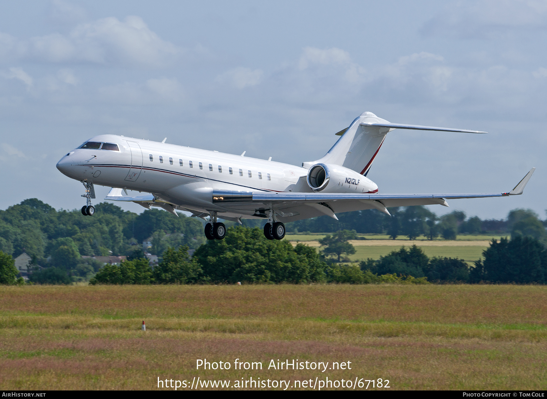 Aircraft Photo of N2112LF | Bombardier Global Express (BD-700-1A10) | AirHistory.net #67182