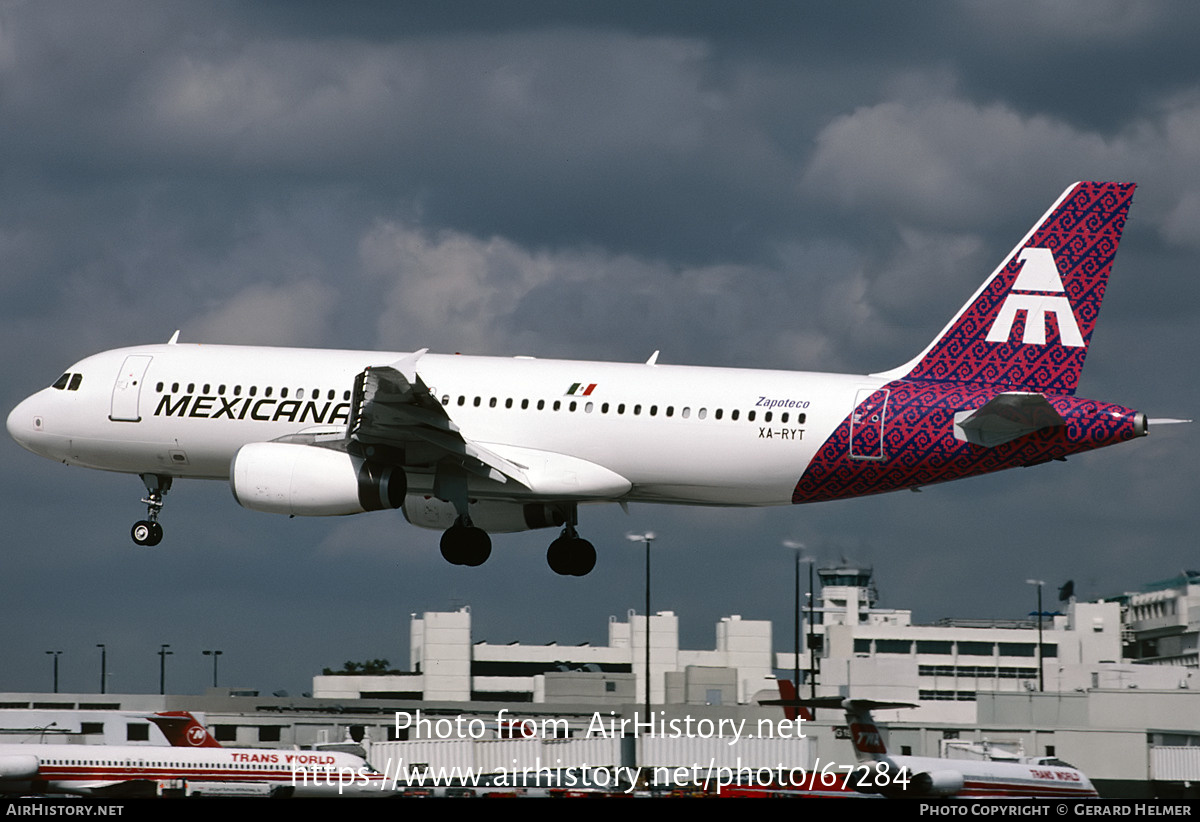 Aircraft Photo of XA-RYT | Airbus A320-231 | Mexicana | AirHistory.net #67284