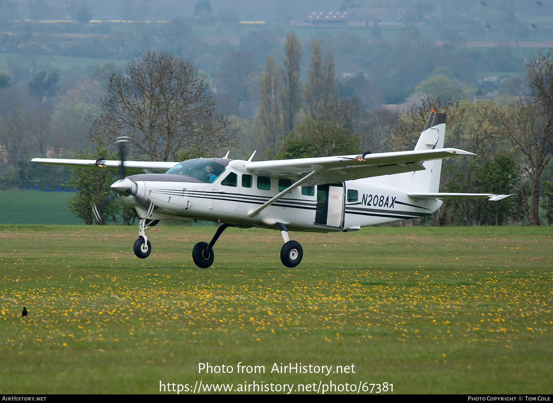 Aircraft Photo of N208AX | Cessna 208B Grand Caravan | AirHistory.net #67381