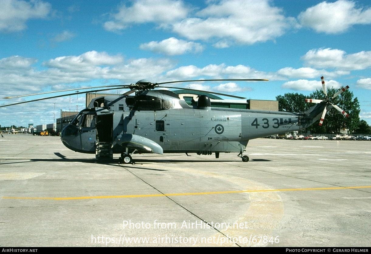 Aircraft Photo of 12433 | Sikorsky CH-124A Sea King (S-61B) | Canada - Air Force | AirHistory.net #67846