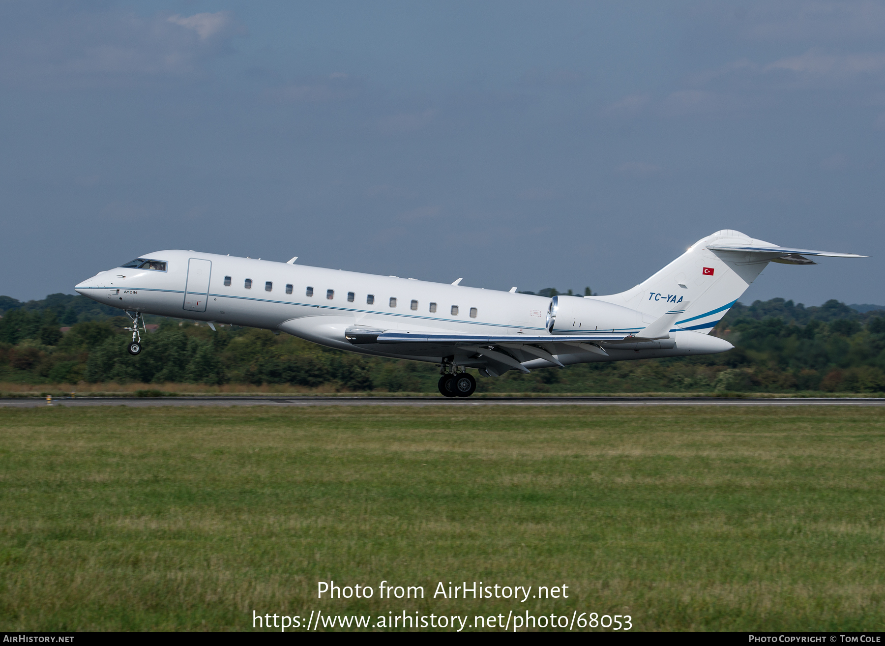 Aircraft Photo of TC-YAA | Bombardier Global Express (BD-700-1A10) | AirHistory.net #68053